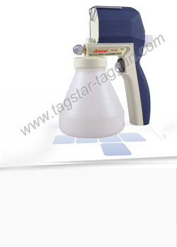 Garments cleaning spray gun with metal body